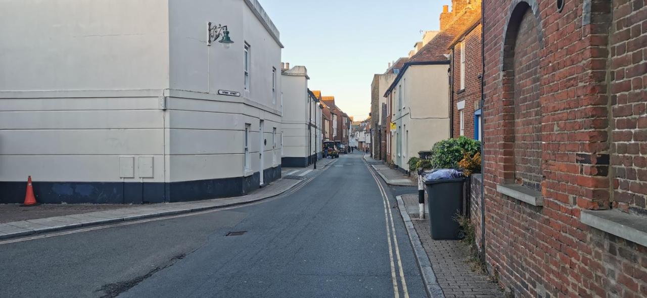 Modern City Centre House With Free Parking Canterbury Eksteriør bilde