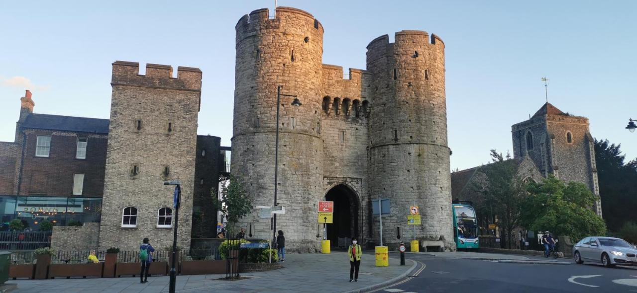 Modern City Centre House With Free Parking Canterbury Eksteriør bilde