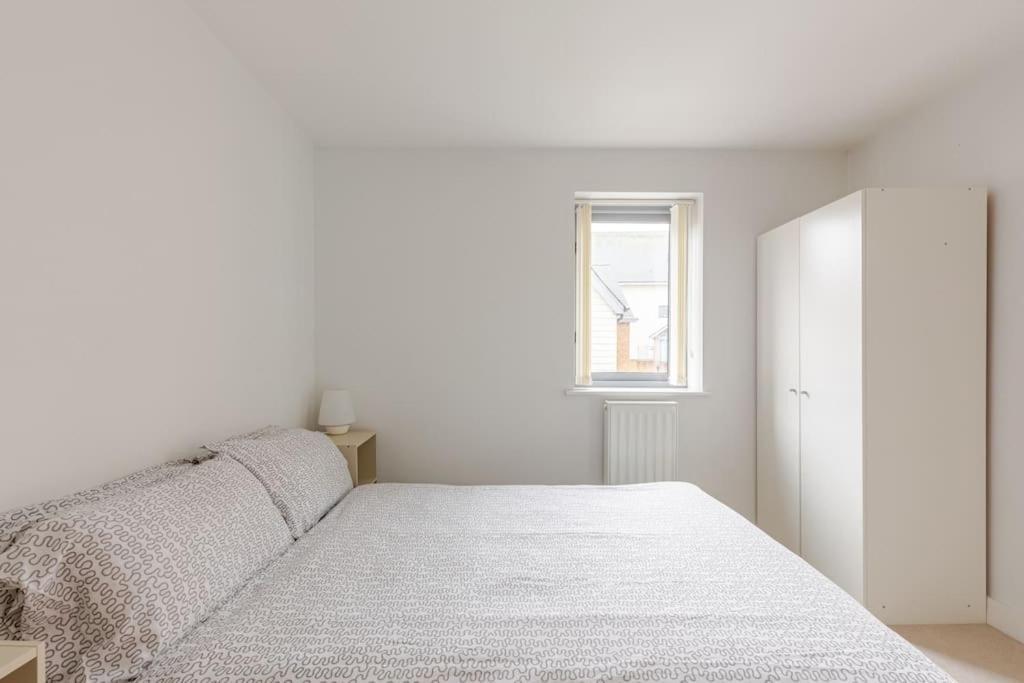 Modern City Centre House With Free Parking Canterbury Eksteriør bilde