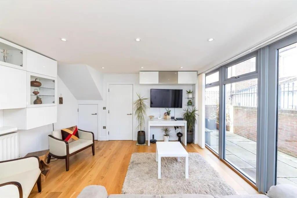 Modern City Centre House With Free Parking Canterbury Eksteriør bilde